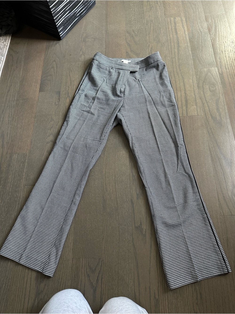 H&M fit and flare US6 slacks